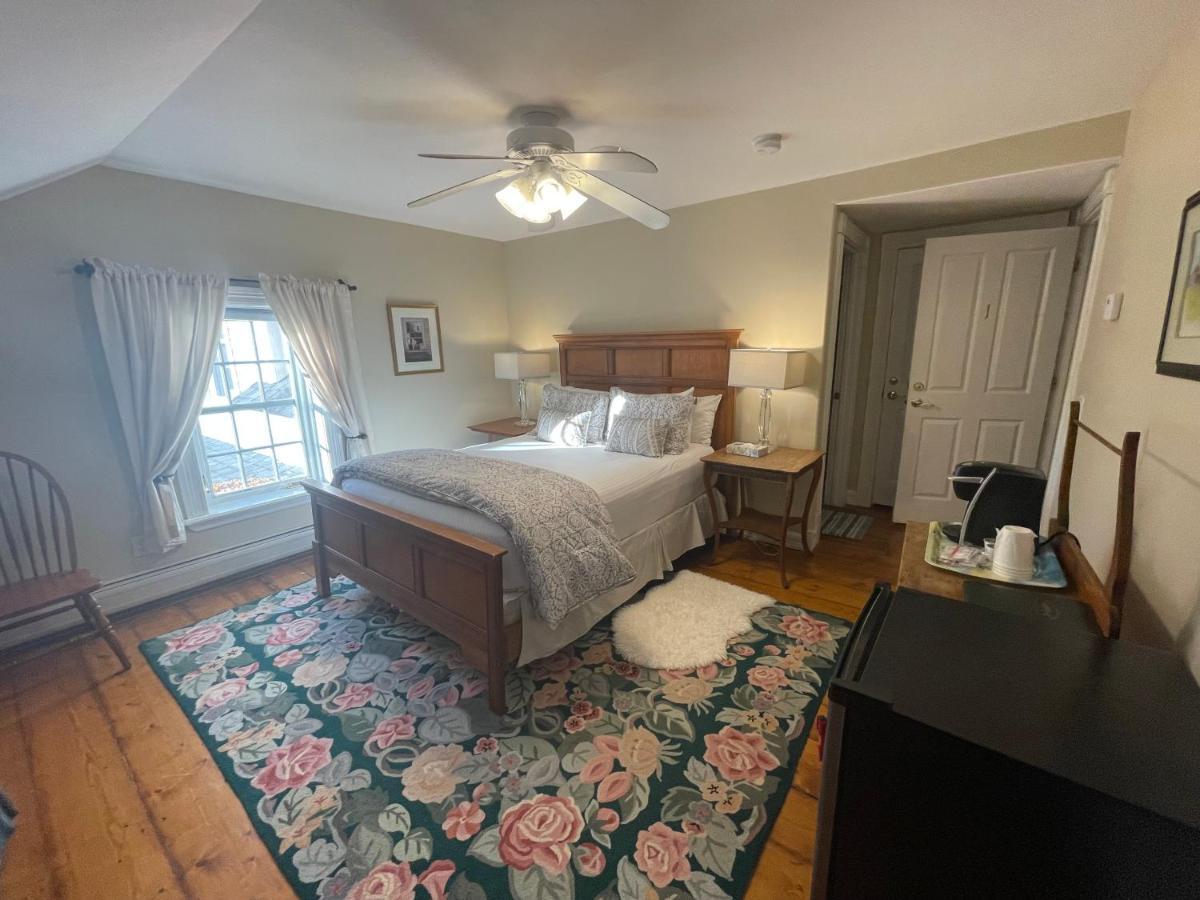 North Hero Dodds Brick House Bed & Breakfast المظهر الخارجي الصورة