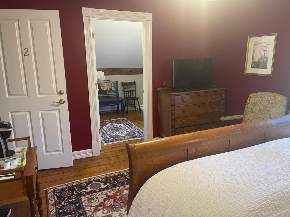 North Hero Dodds Brick House Bed & Breakfast المظهر الخارجي الصورة